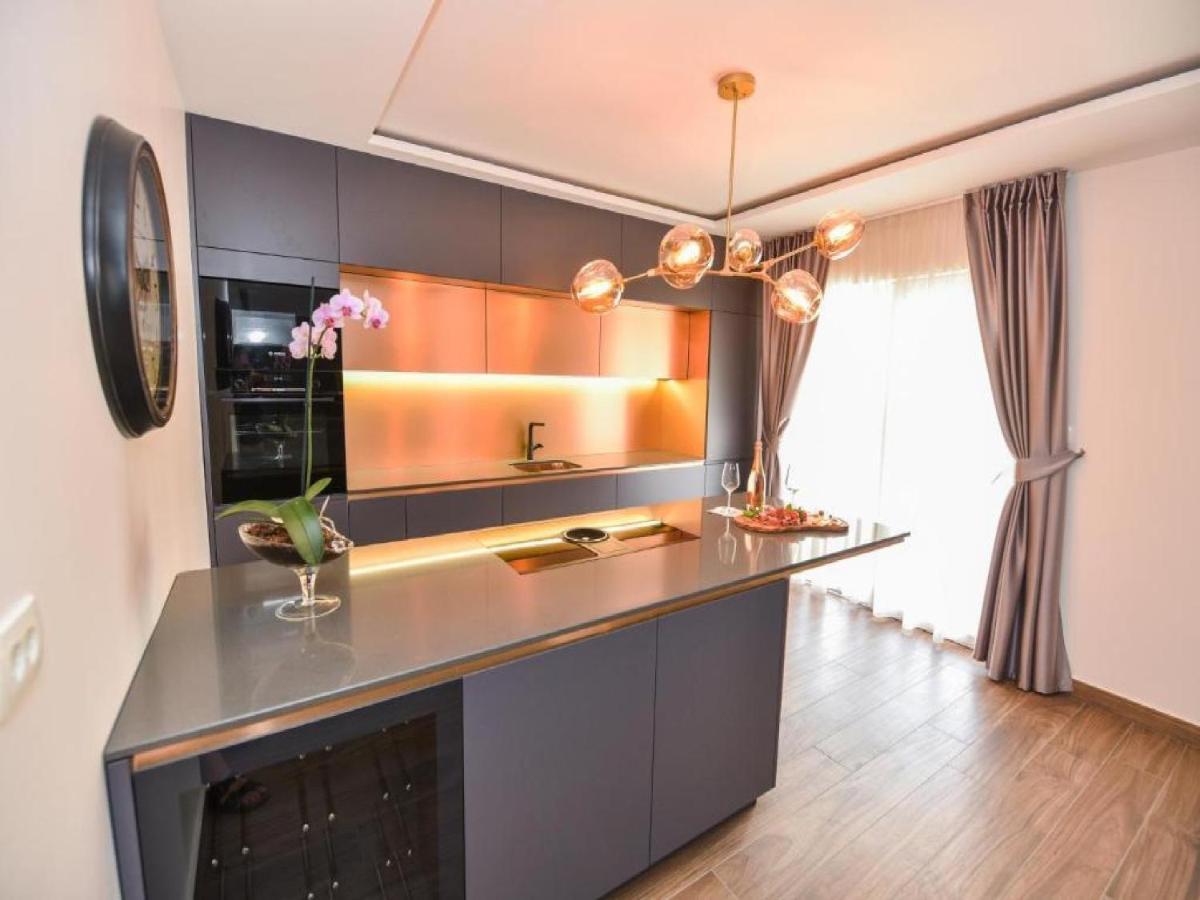 Calypso Royal Apartment Zadar Bagian luar foto